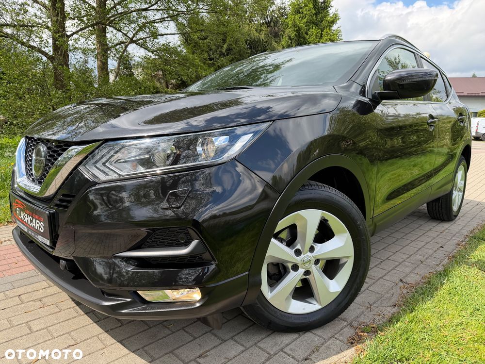 Nissan Qashqai 1.6 DIG-T Tekna - 1