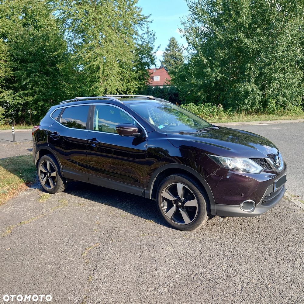 Nissan Qashqai 1.6 DCi N-Connecta - 1