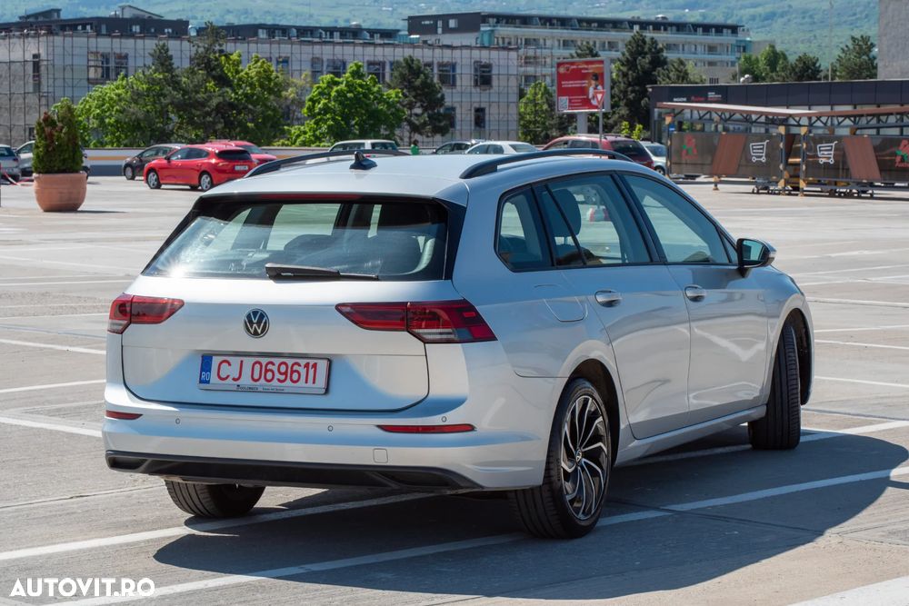 Volkswagen Golf Variant 2.0 TDI SCR DSG Life - 4