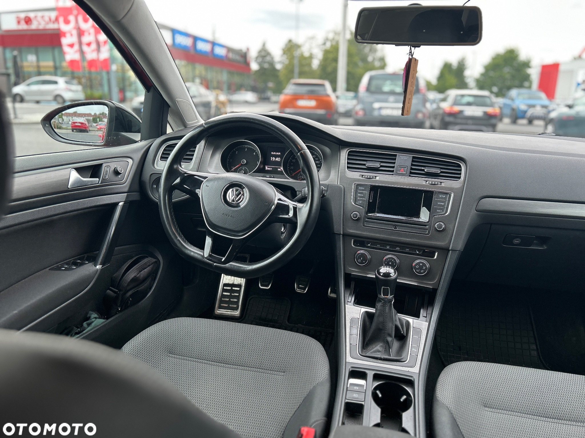 Volkswagen Golf VII 1.6 TDI BMT Comfortline - 10