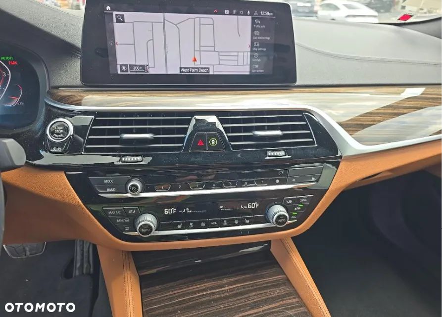 BMW Seria 5 530i M Sport Edition - 10