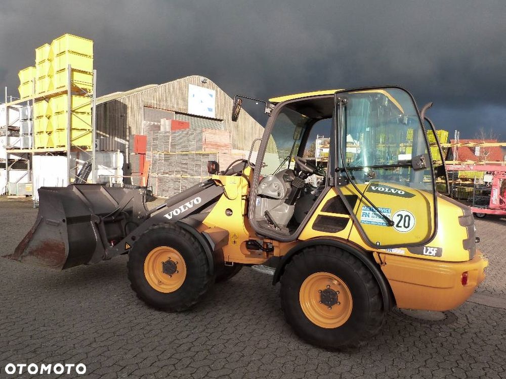 Volvo VOLVO L25F ,2014 Zaw. Widelec i lopata 1200mm 1ml - 9