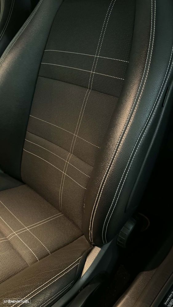 Mercedes-Benz A 200 d AMG Line - 10