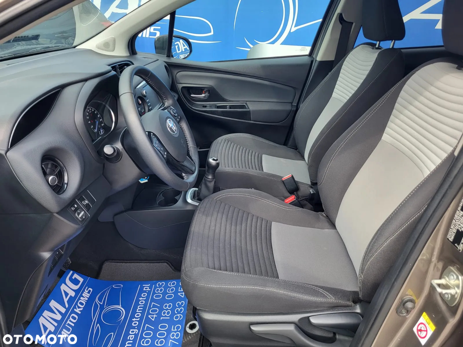 Toyota Yaris 1.0 VVT-i - 17