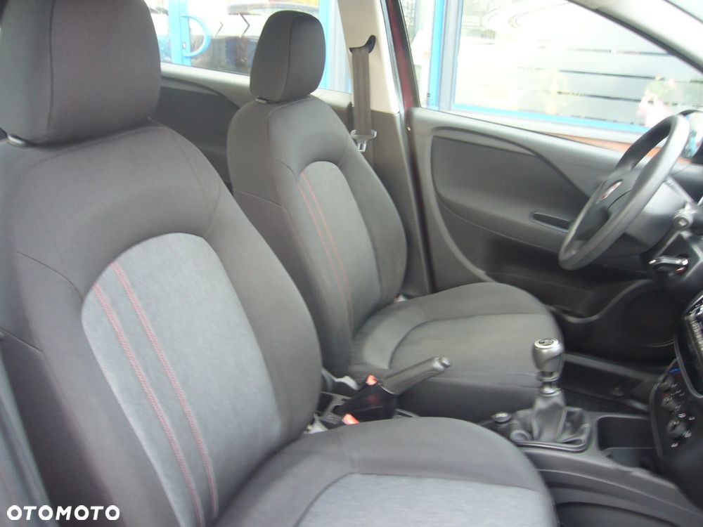 Fiat Punto 1.2 Young - 19
