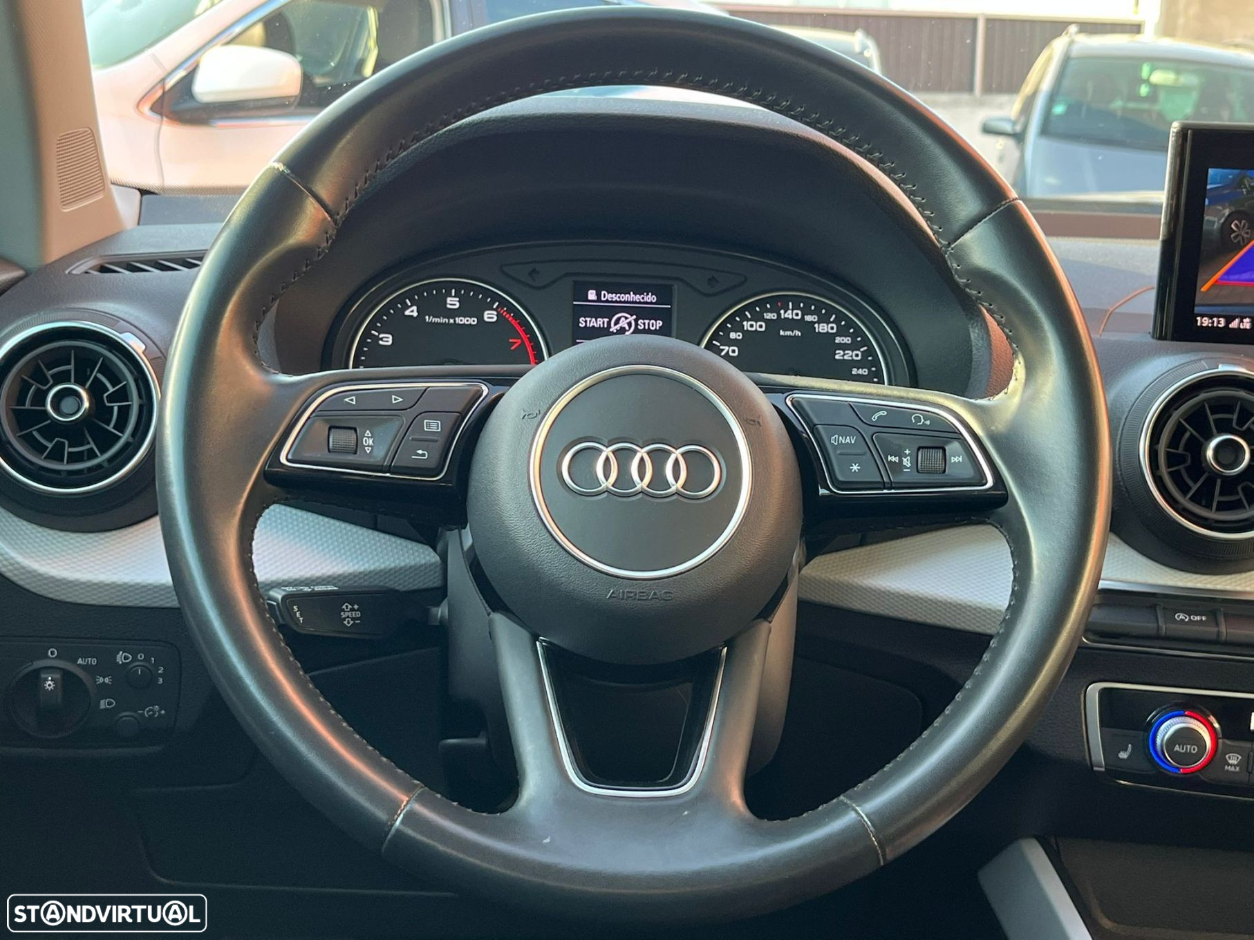 Audi Q2 - 25
