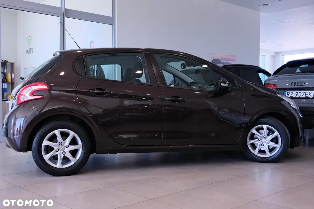 Peugeot 208 1.4 VTi Active - 16