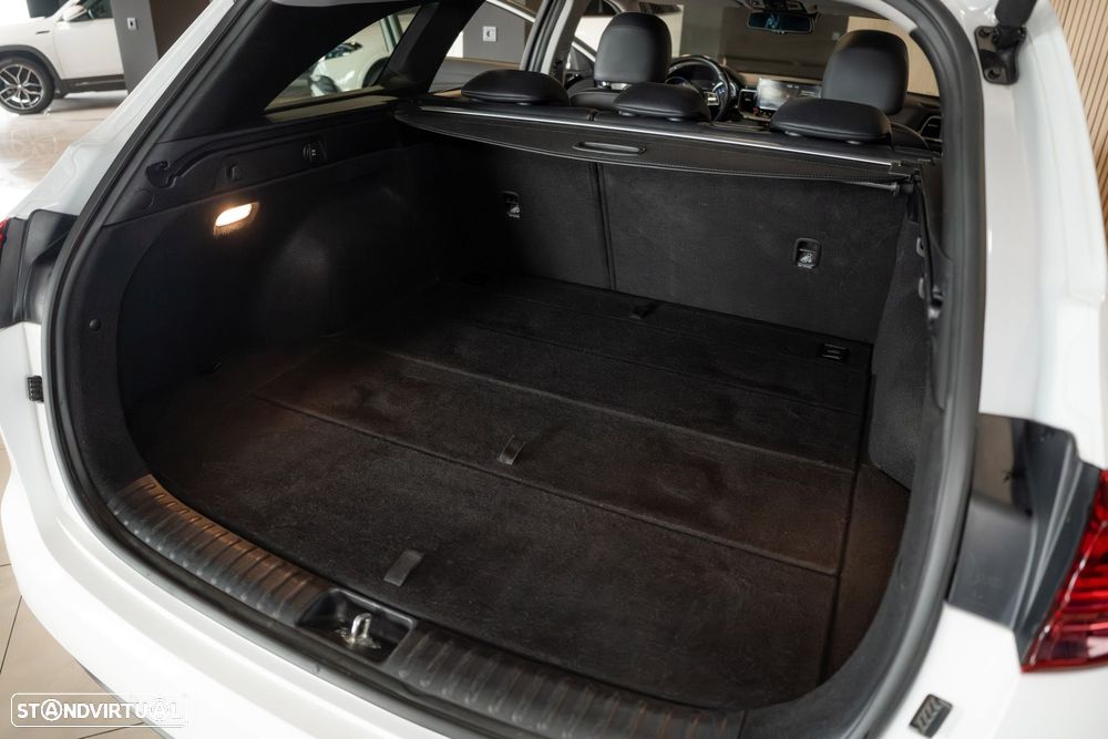 Kia Ceed SW 1.6 CRDi MHEV Dynamic - 31