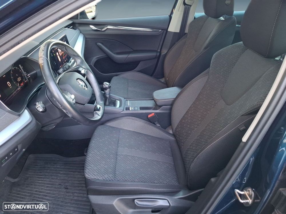 Skoda Octavia 2.0 TDI Sportline - 11