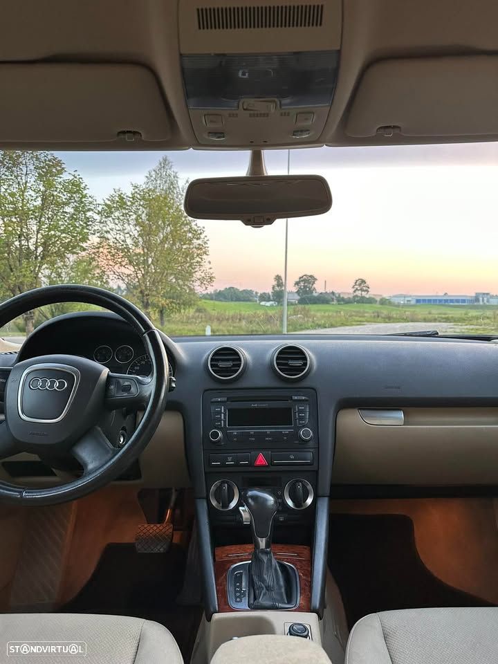 Audi A3 2.0 TDI DPF (DSG) S tronic Ambition - 8