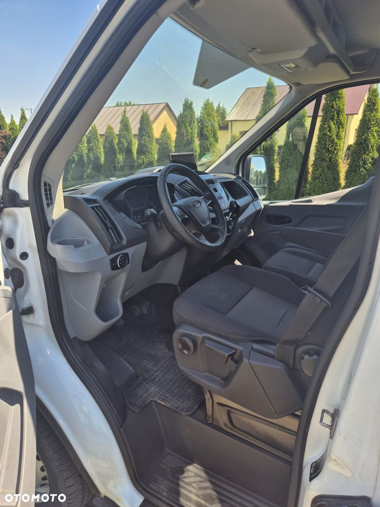 Ford Transit - 16