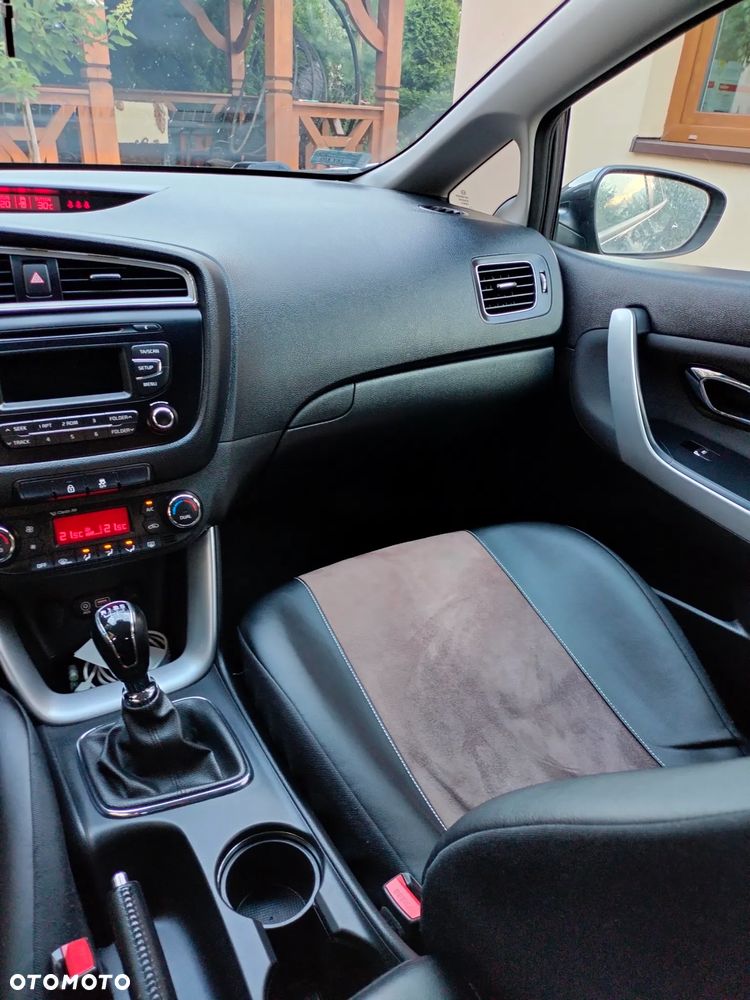 Kia Ceed 1.6 GDI M - 17