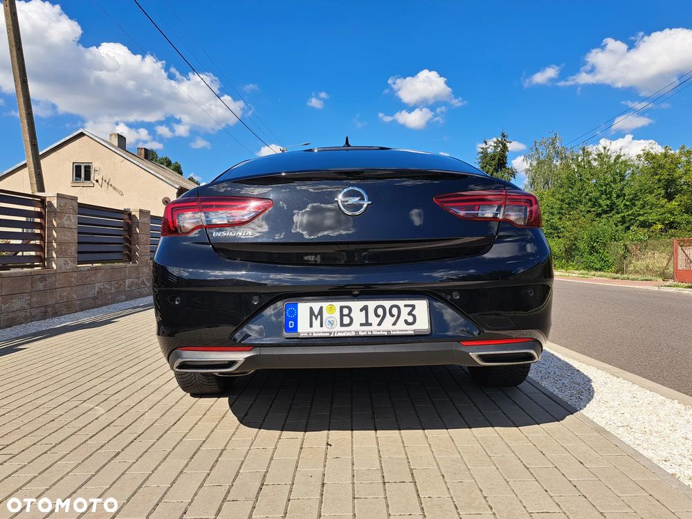 Opel Insignia - 16
