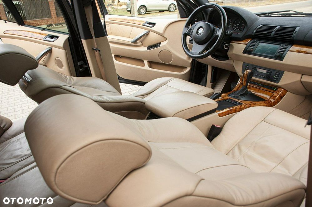 BMW X5 4.4i - 35