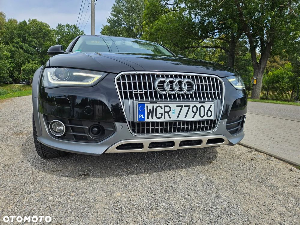 Audi A4 Allroad - 12