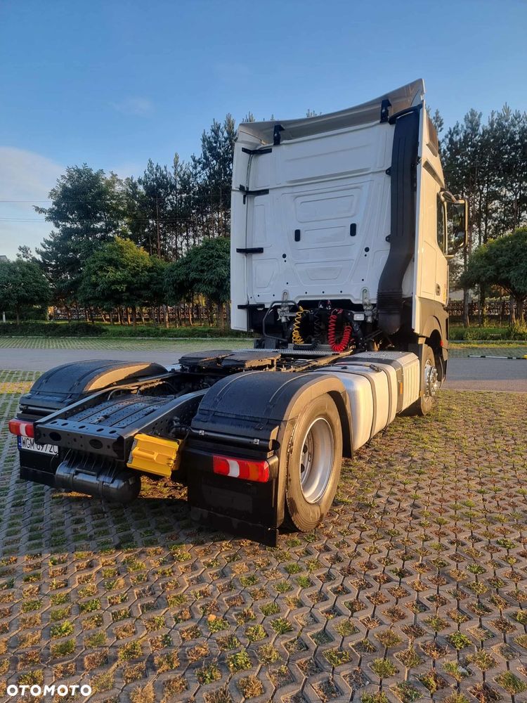 Mercedes-Benz Actros - 9