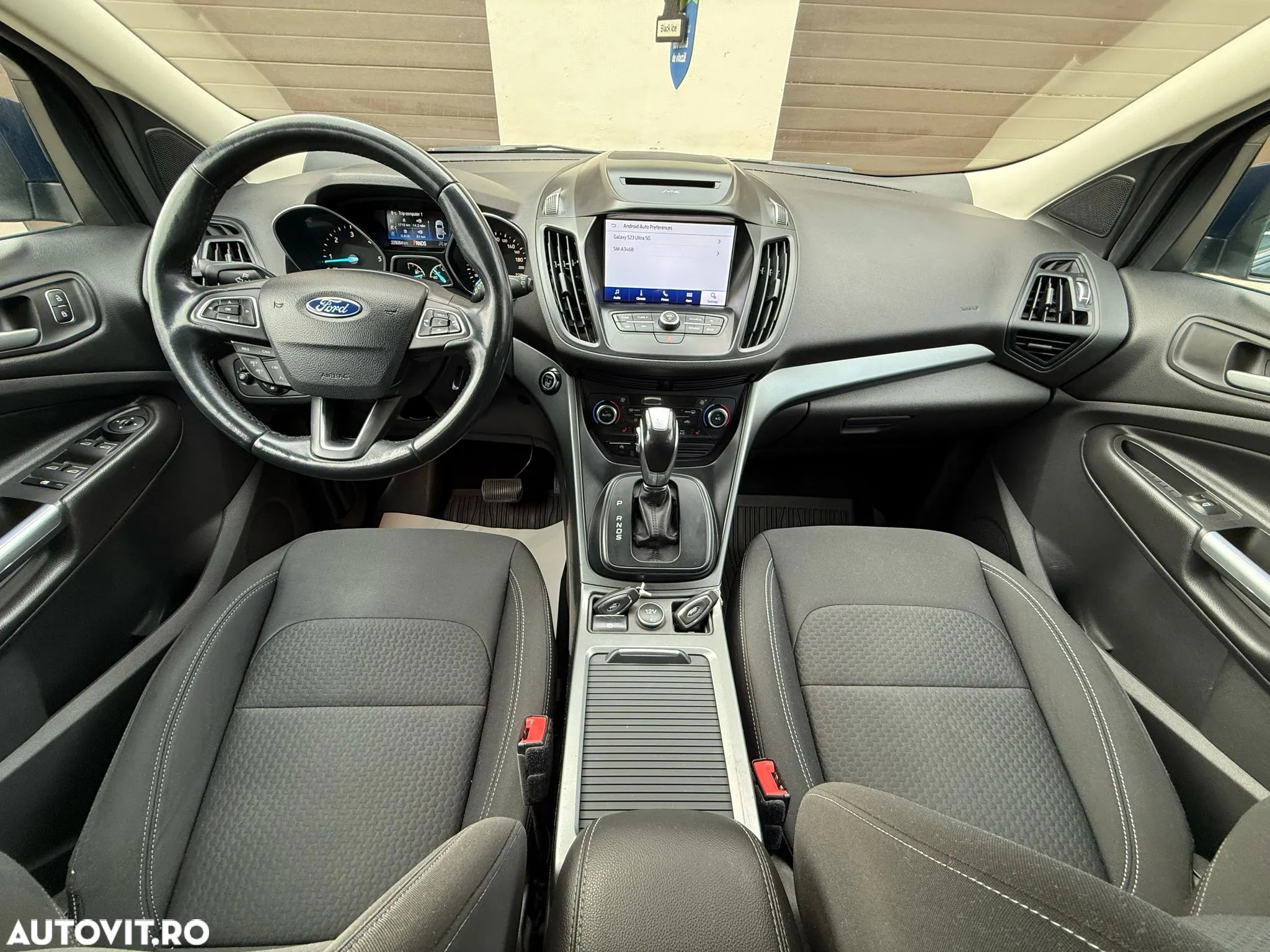 Ford Kuga 2.0 TDCi 4x4 Aut. Business Edition - 22