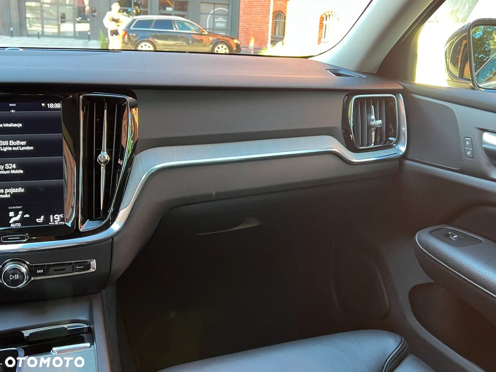Volvo S60 B4 B Inscription - 14