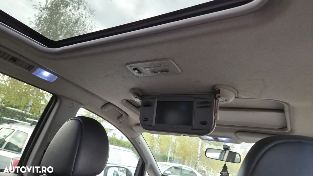 Mitsubishi Grandis 2.0 DI-D 6-Sitzer Intense - 14