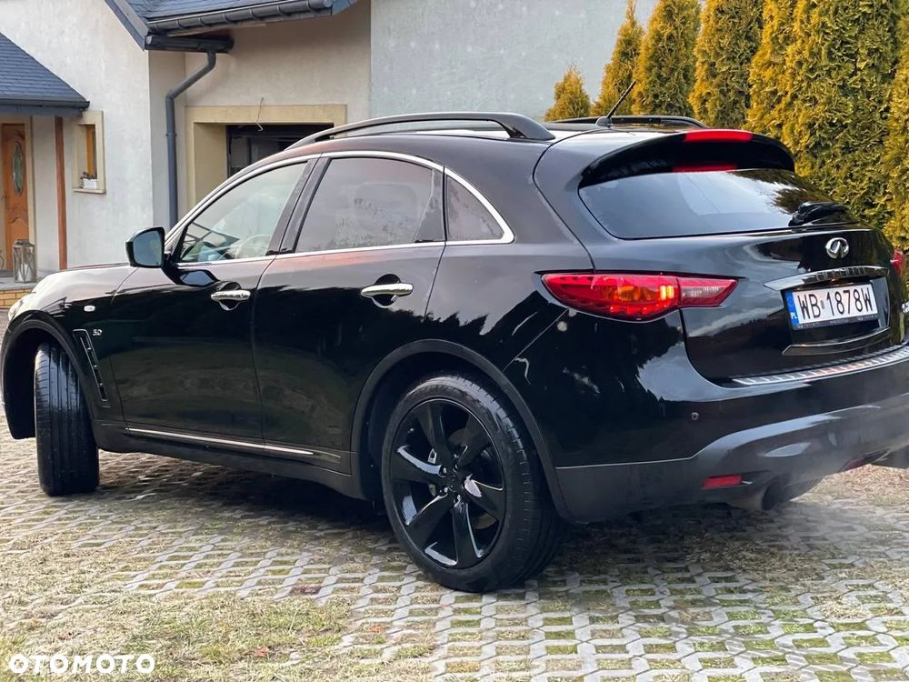 Infiniti QX70 5.0 S Premium - 2