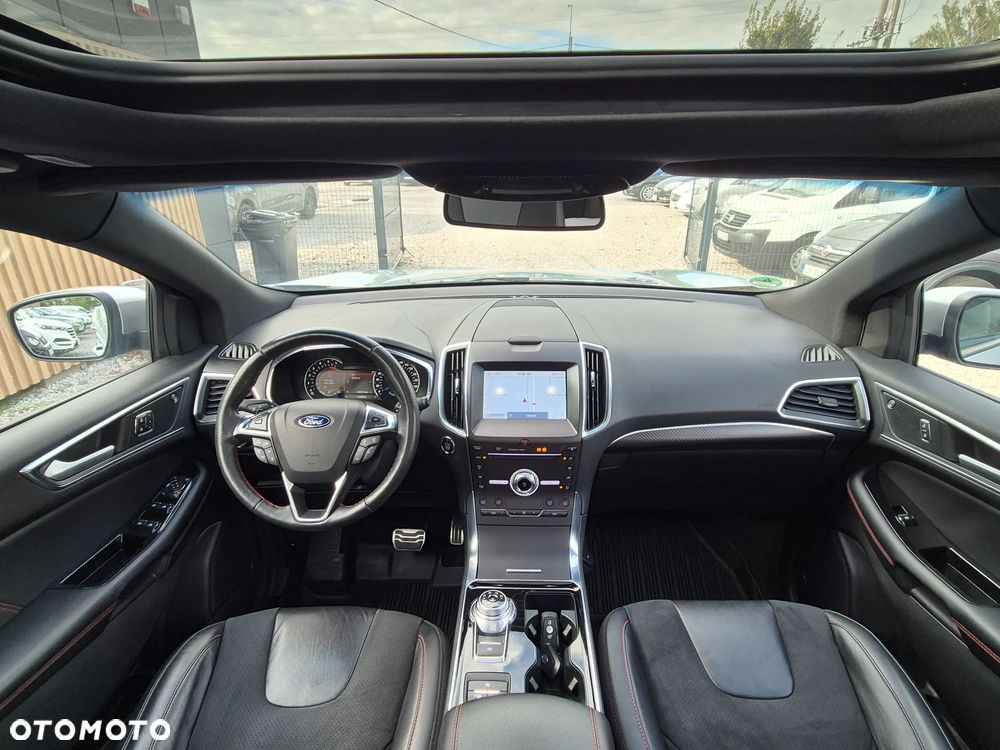 Ford Edge 2.0 EcoBlue Twin-Turbo 4WD ST-Line - 32