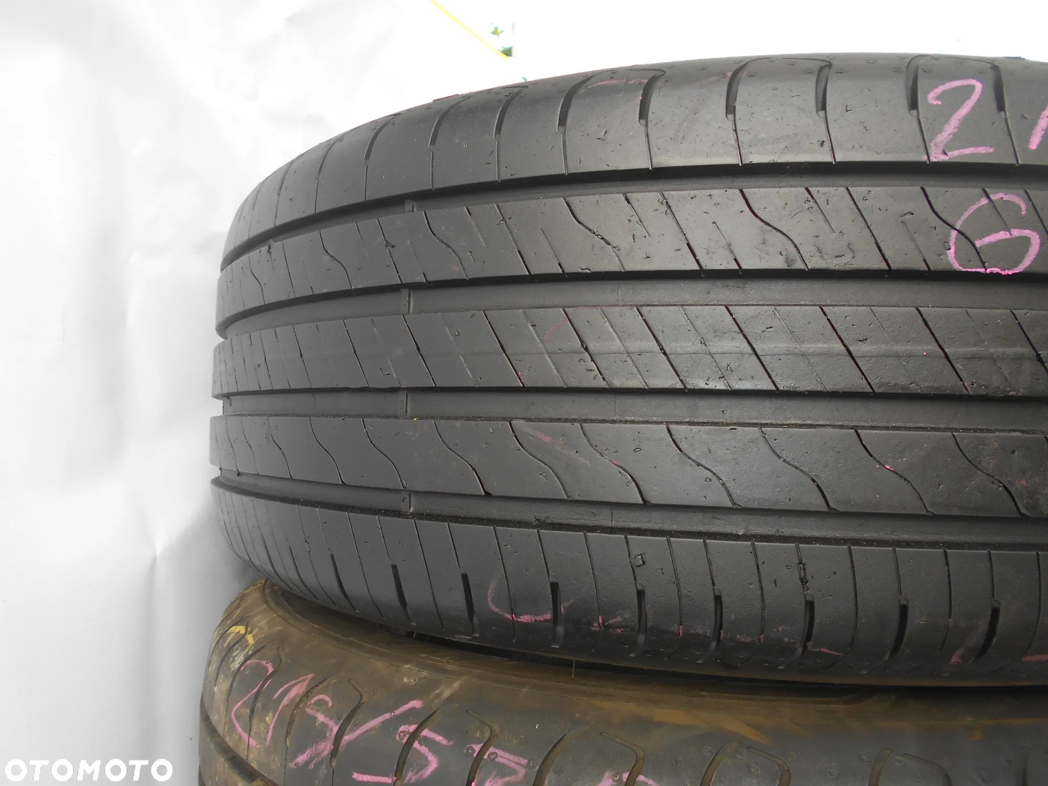 OPONY 215/55R16 GOODYEAR EFFICIENT GRIP PERFORMANCE 2 DOT 0822 8MM - 4