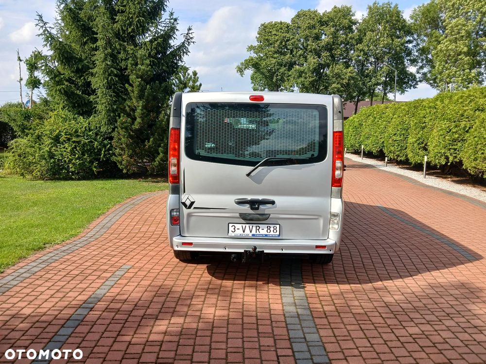 Renault TRAFIC - 9