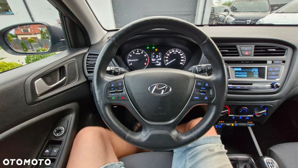 Hyundai i20 1.2 Trend - 19