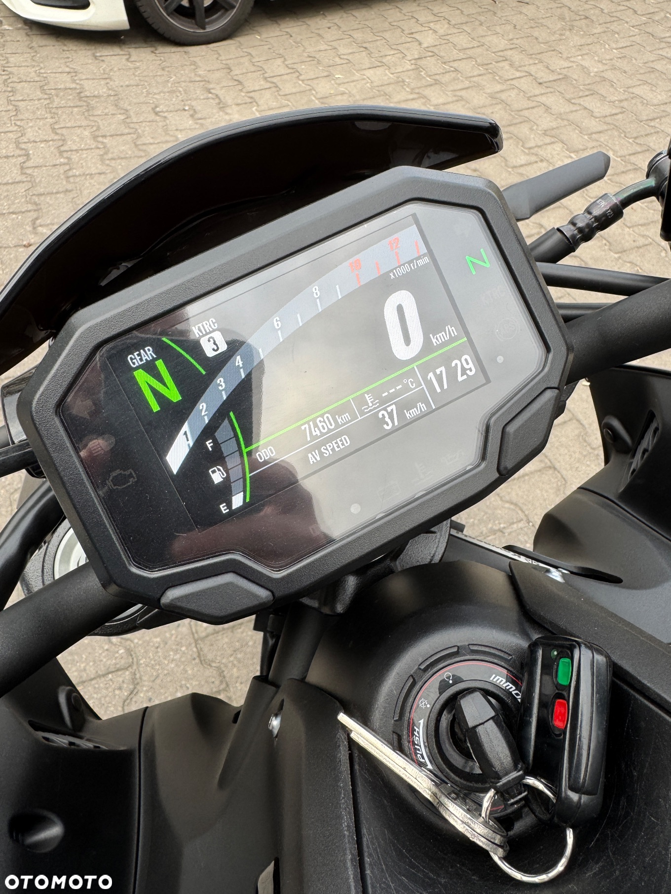 Kawasaki Z 900 - 8