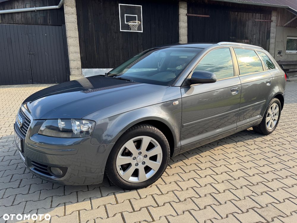 Audi A3 Sportback 1.9 TDI Ambiente - 2