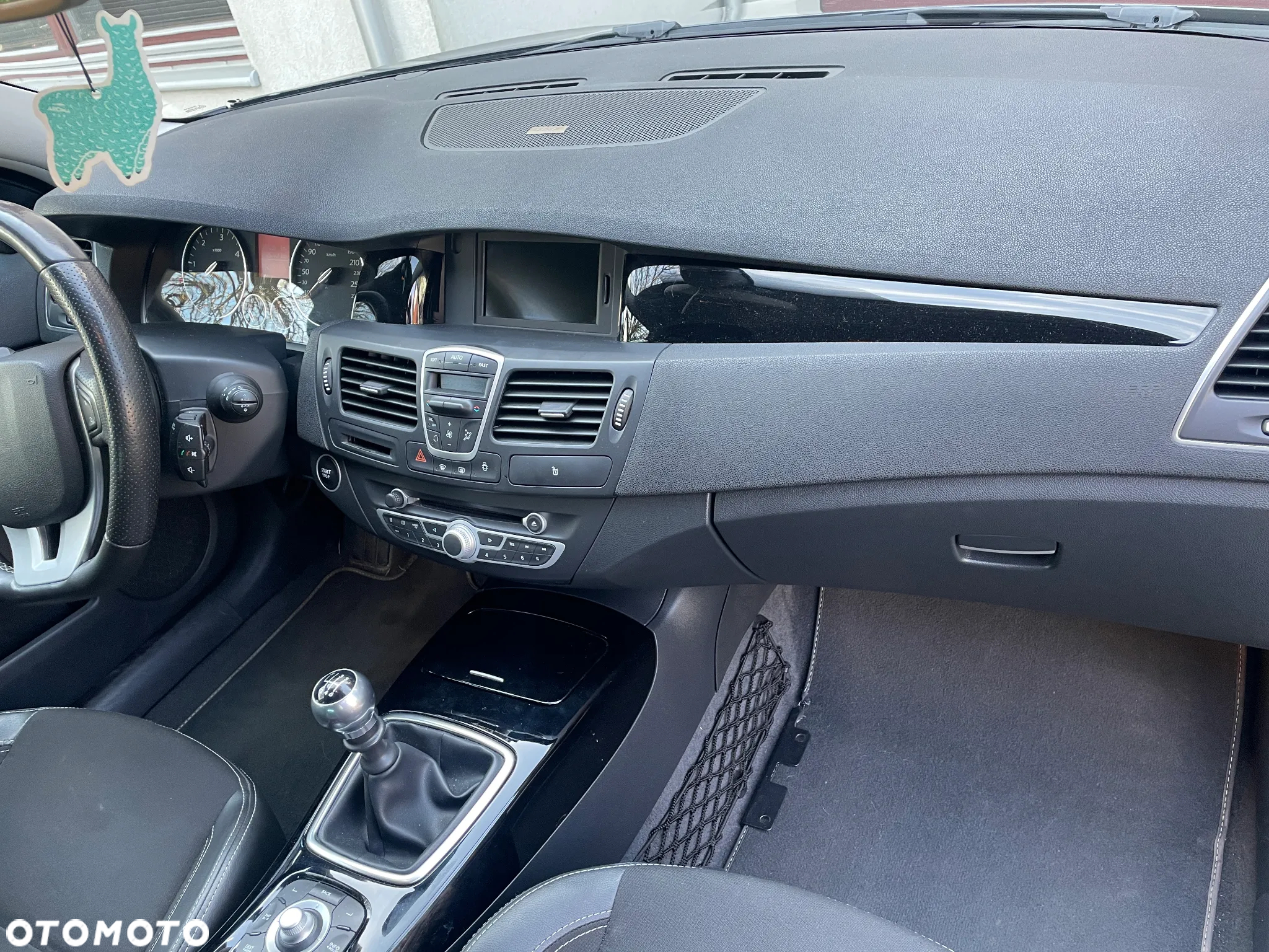 Renault Laguna dCi 110 FAP Bose Edition - 21