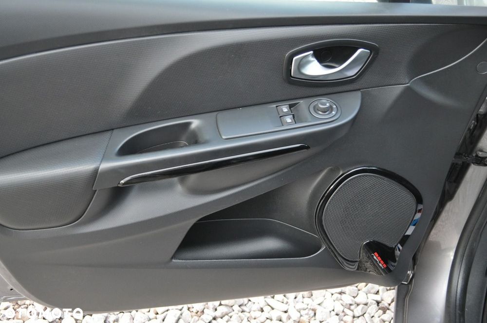 Renault Clio 1.2 TCe Limited EDC - 24