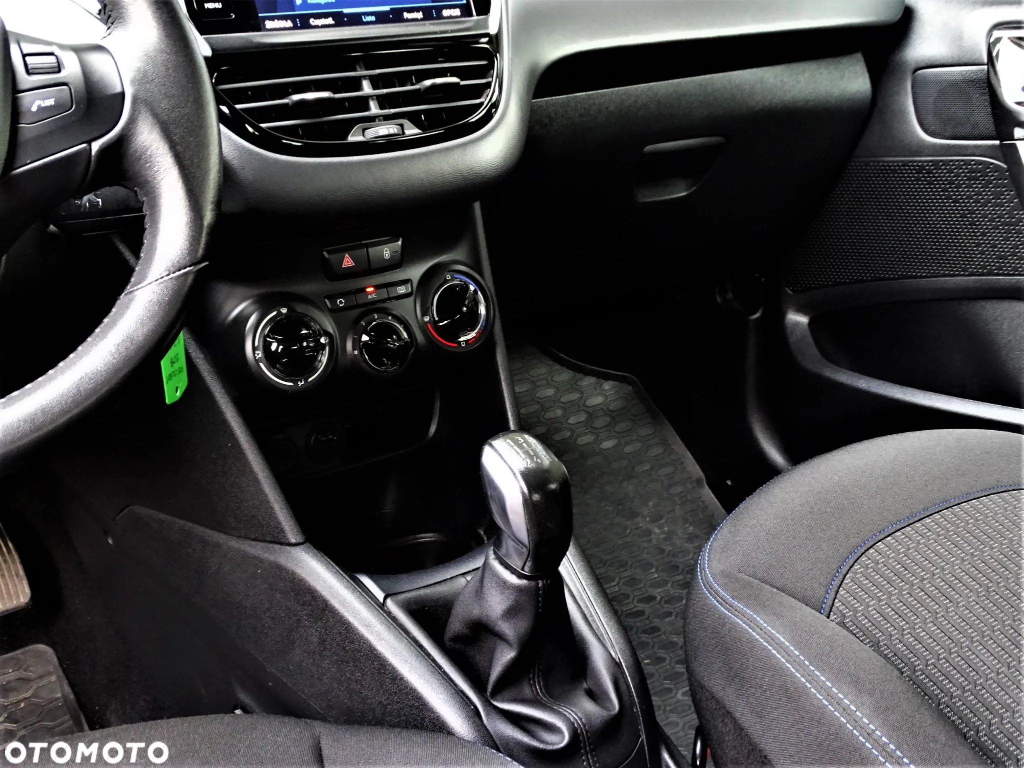 Peugeot 208 PureTech 82 Stop & Start Signature - 35
