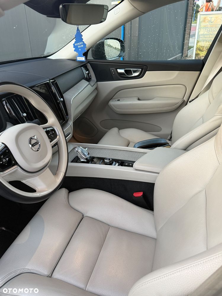 Volvo XC 60 B4 D AWD Inscription - 8