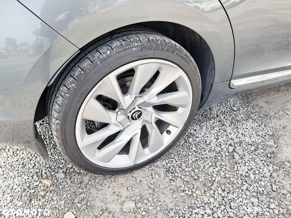 Citroën DS5 2.0 HDi Hybrid4 SoChic MCP - 22