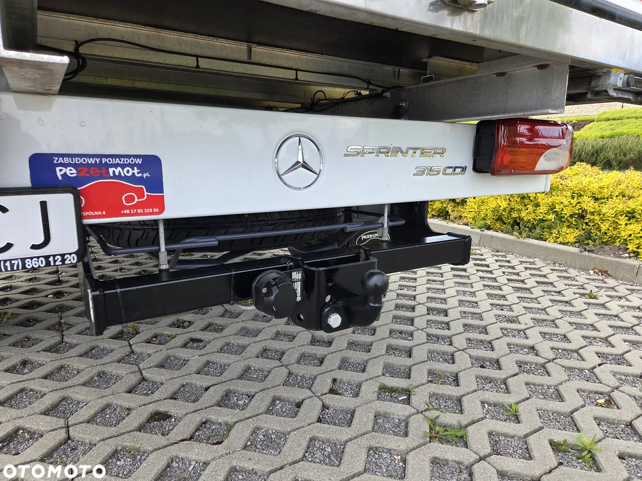 Mercedes-Benz Sprinter - 16