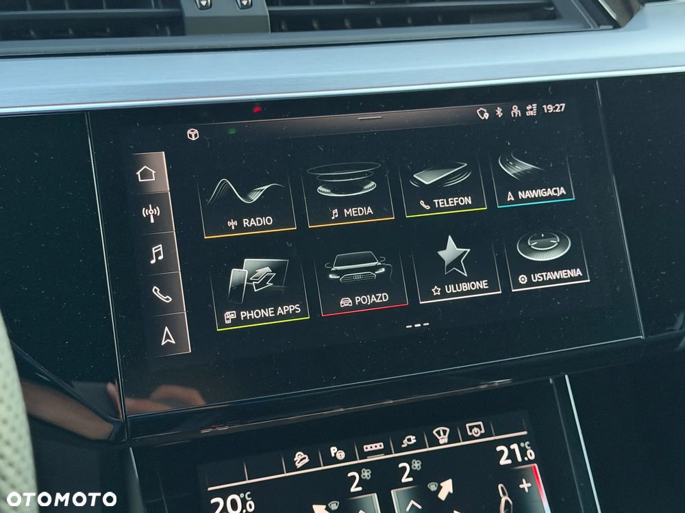 Audi Q8 Sportback e-tron 55 quattro S line - 30