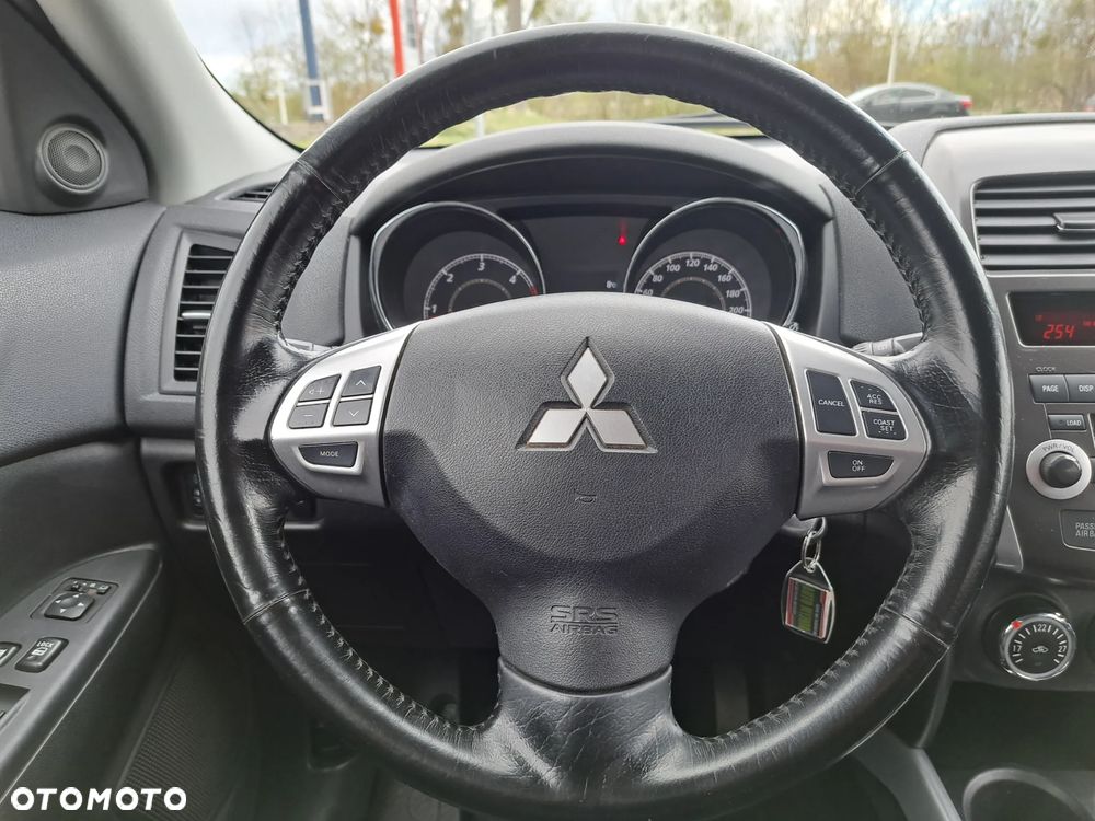 Mitsubishi ASX - 18
