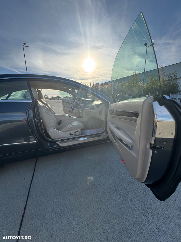 Mercedes-Benz E - 16