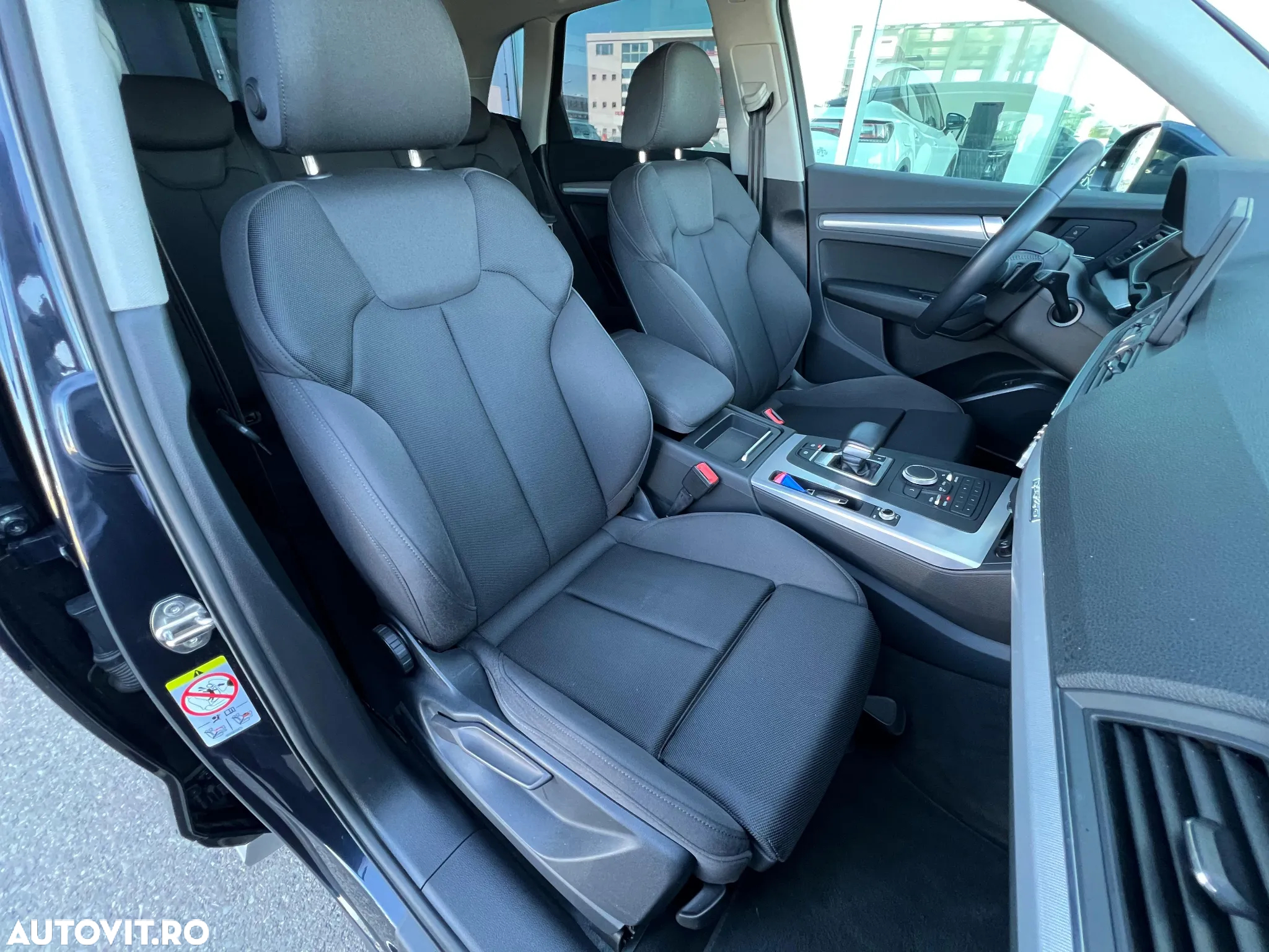 Audi Q5 2.0 40 TDI quattro S tronic Design - 14