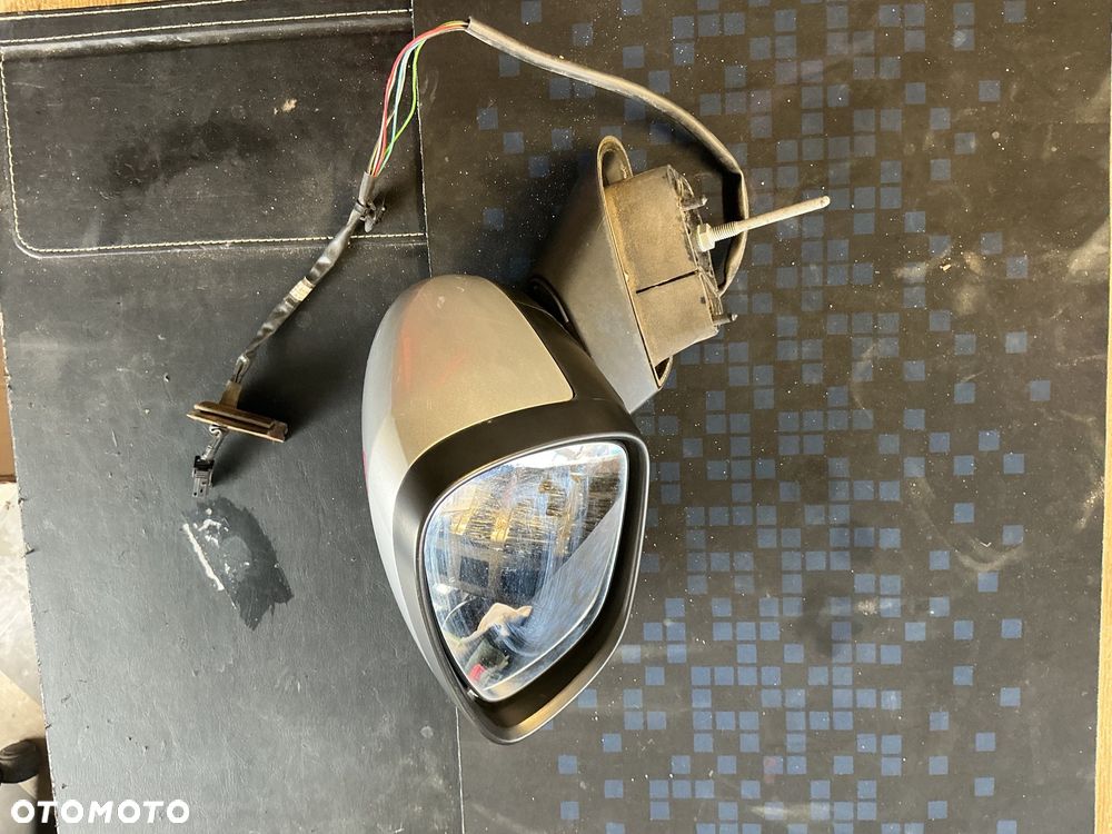 CITROEN C3 II LUSTERKO LEWE 5 PIN - 5