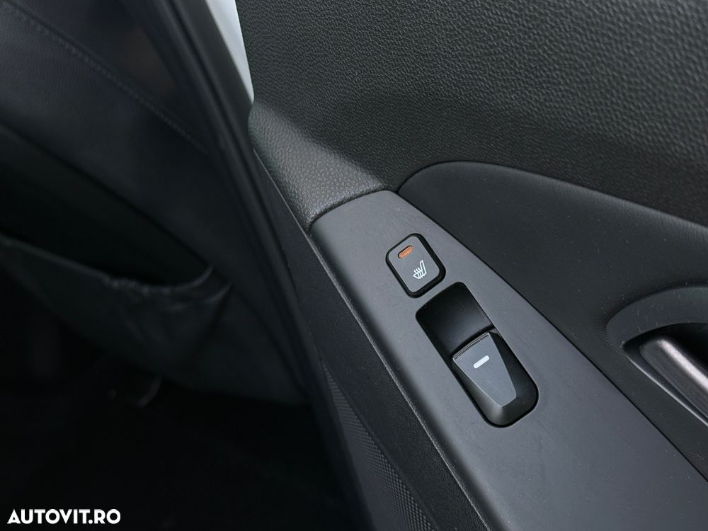 Hyundai ix35 1.7 CRDI 2WD blue Finale Gold - 8