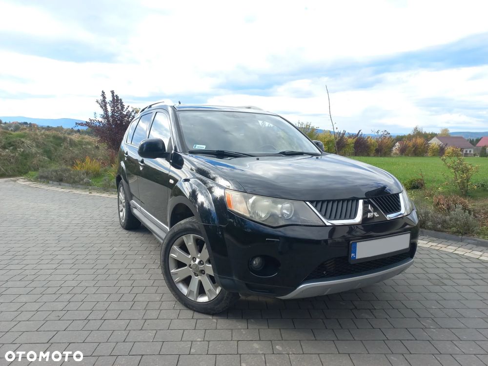 Mitsubishi Outlander 2.0 DID Instyle - 1