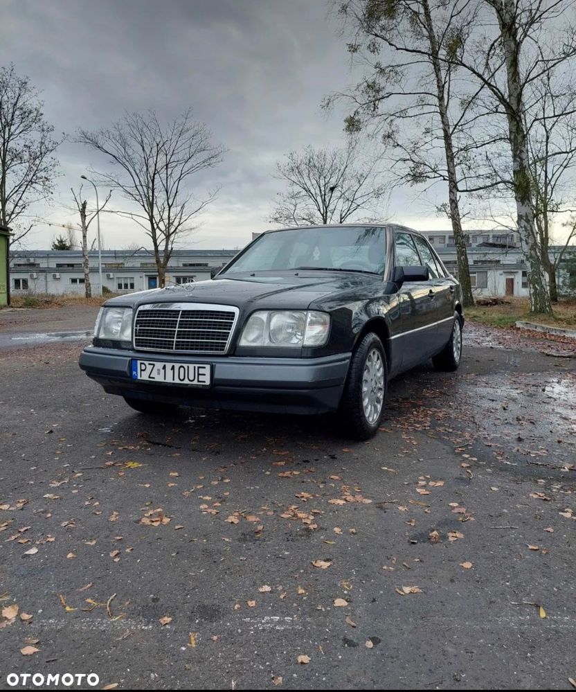 Mercedes-Benz W124
