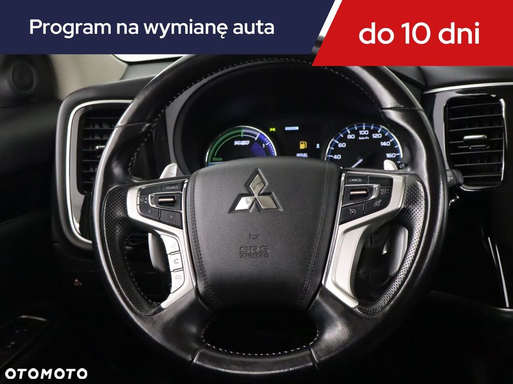 Mitsubishi Outlander - 22