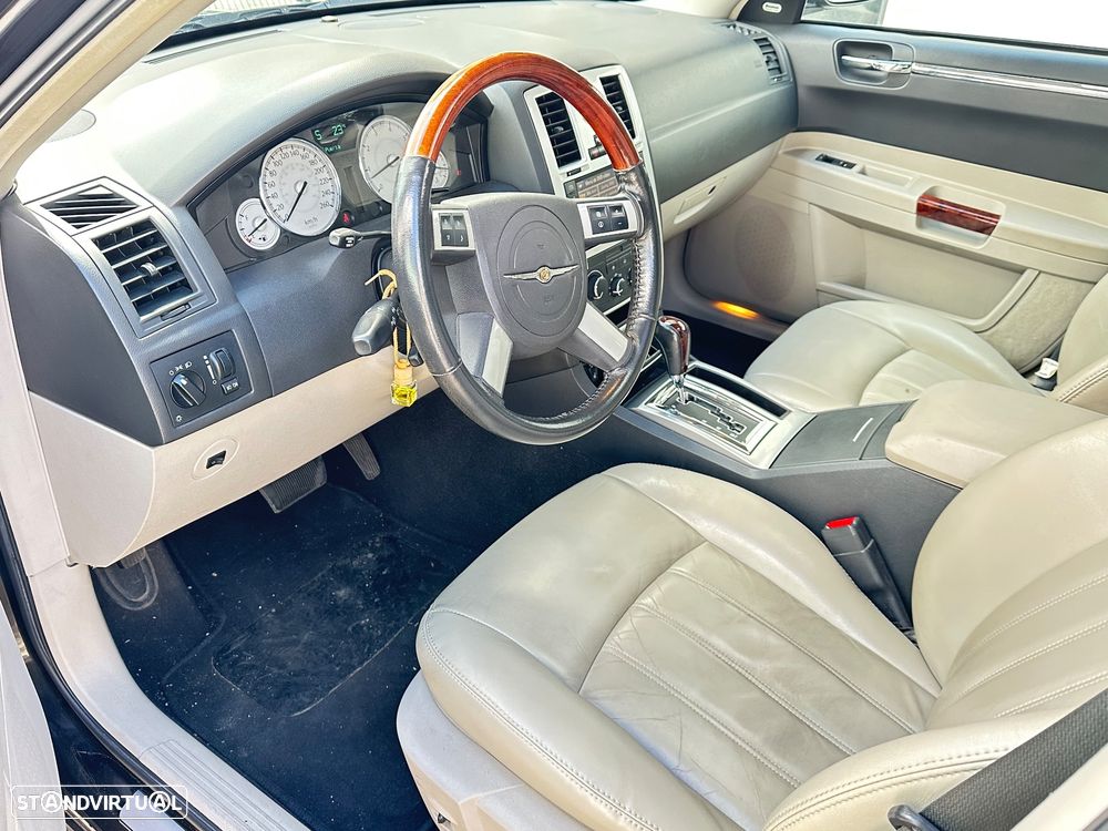Chrysler 300 C 3.0 CRD - 11