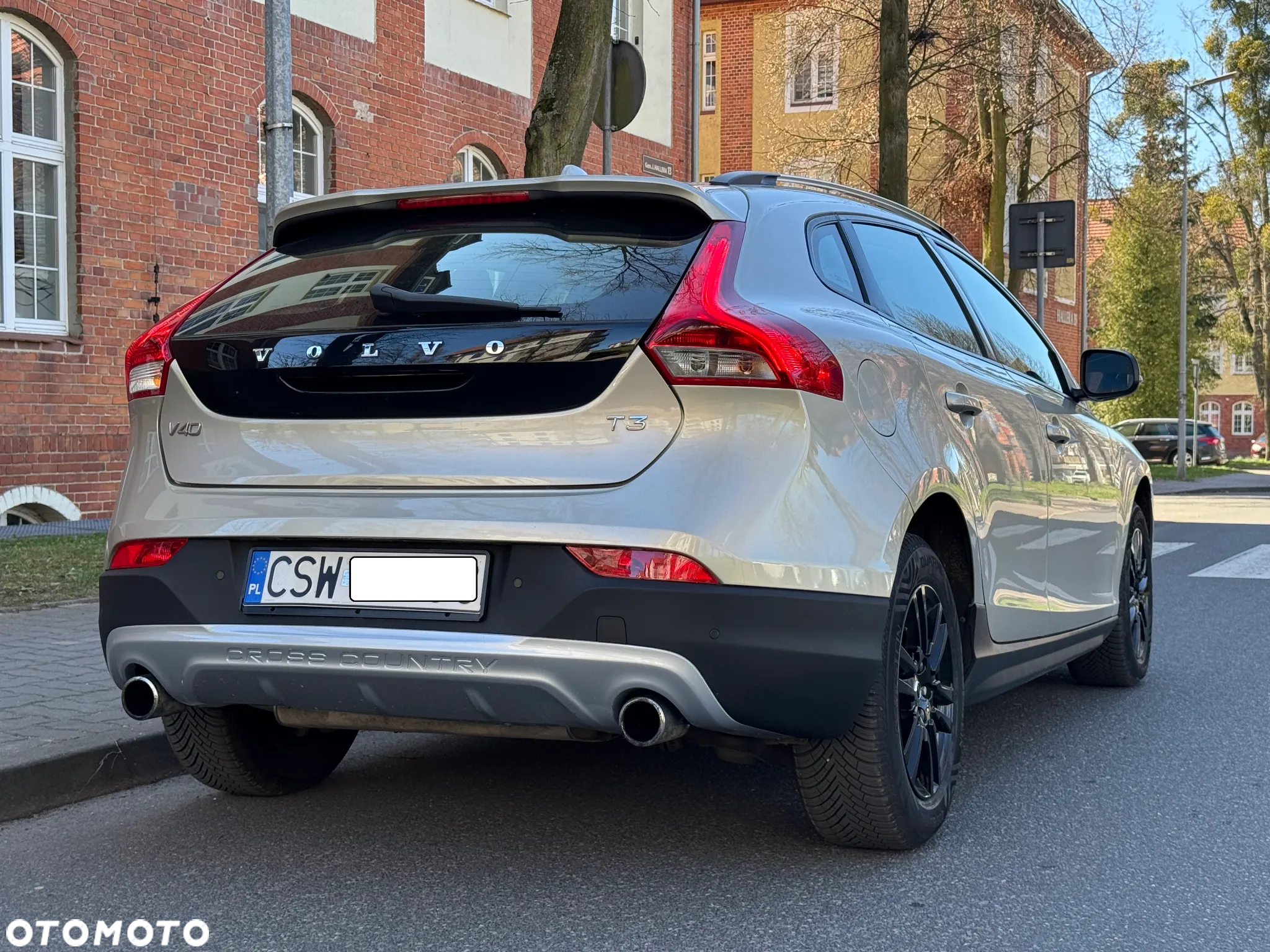 Volvo V40 Cross Country T3 Drive-E Momentum - 8