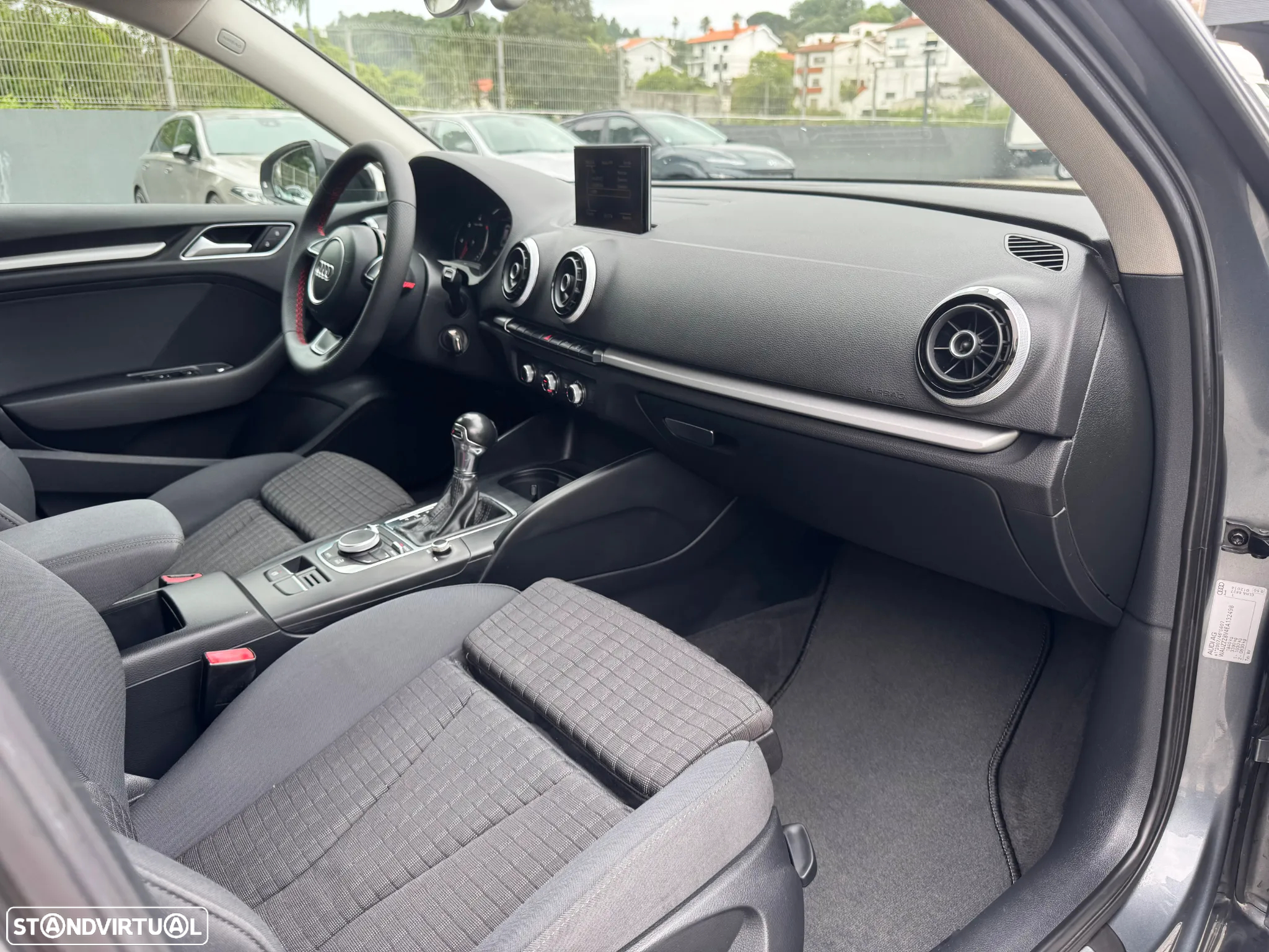 Audi A3 Sportback 1.6 TDI Sport S-Tronic - 32