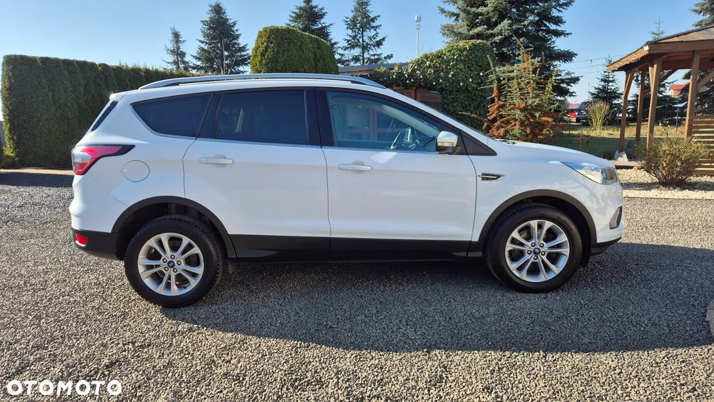 Ford Kuga 2.0 TDCi 4x2 Titanium - 12