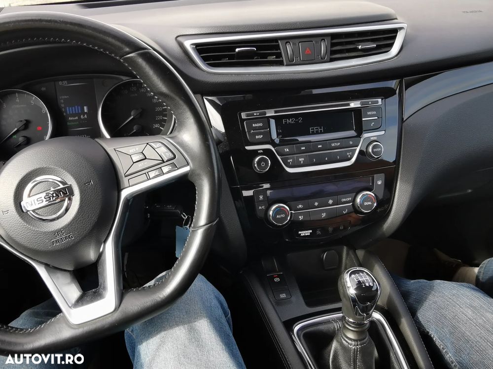 Nissan Qashqai 1.2 DIG-T ACENTA - 5